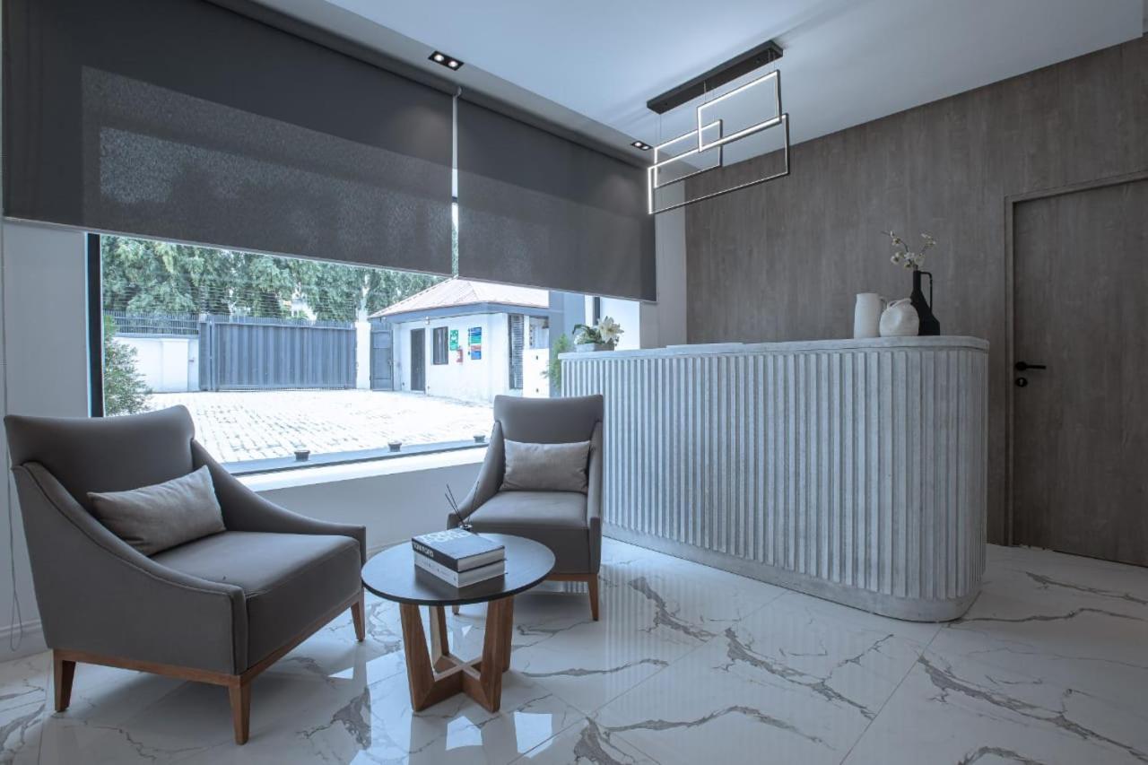 Knightsbridge Hotel & Suites Abuja Ngoại thất bức ảnh
