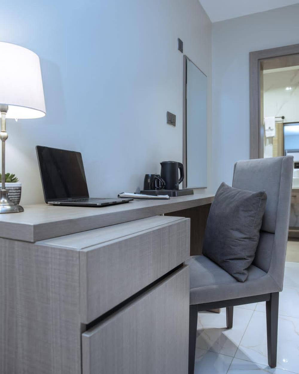 Knightsbridge Hotel & Suites Abuja Ngoại thất bức ảnh